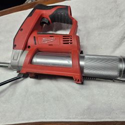 Milwaukee  Grease Gun 