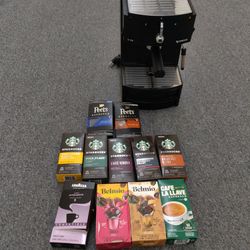 Nespresso D150 Coffee Machine And Pods