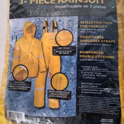 NEW, 3 -Piece Rainsuit, West Chester, Size Large