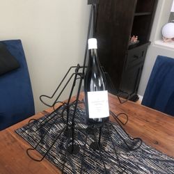 12 Bottle Metal Wine Display / Holder