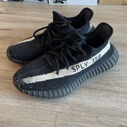 Adidas Yeezy 350 V2 Size 8.5 For Sale !!!!!!