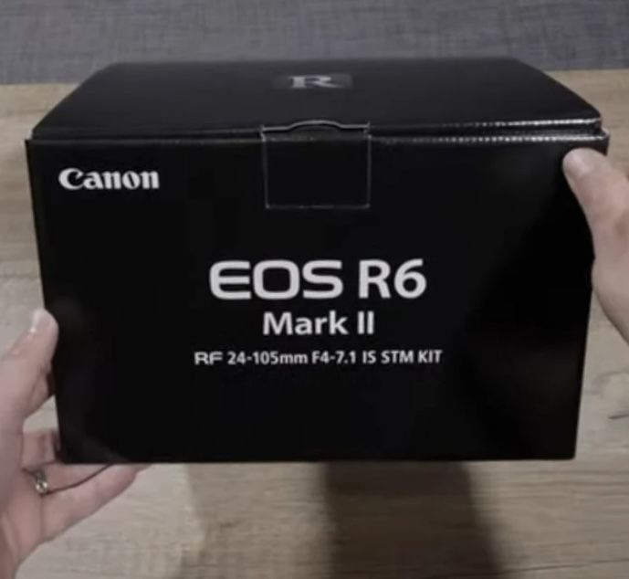 CANON EOS R6 Mark II RF 24-105mm F4-7.1 IS STM KIT