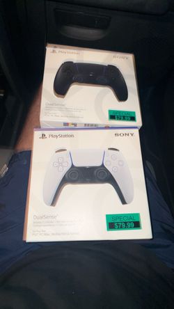 PlayStation 5 controllers 2 of them
