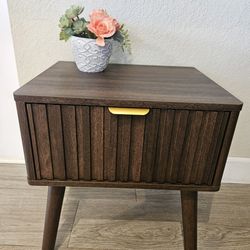 Side table NEW!