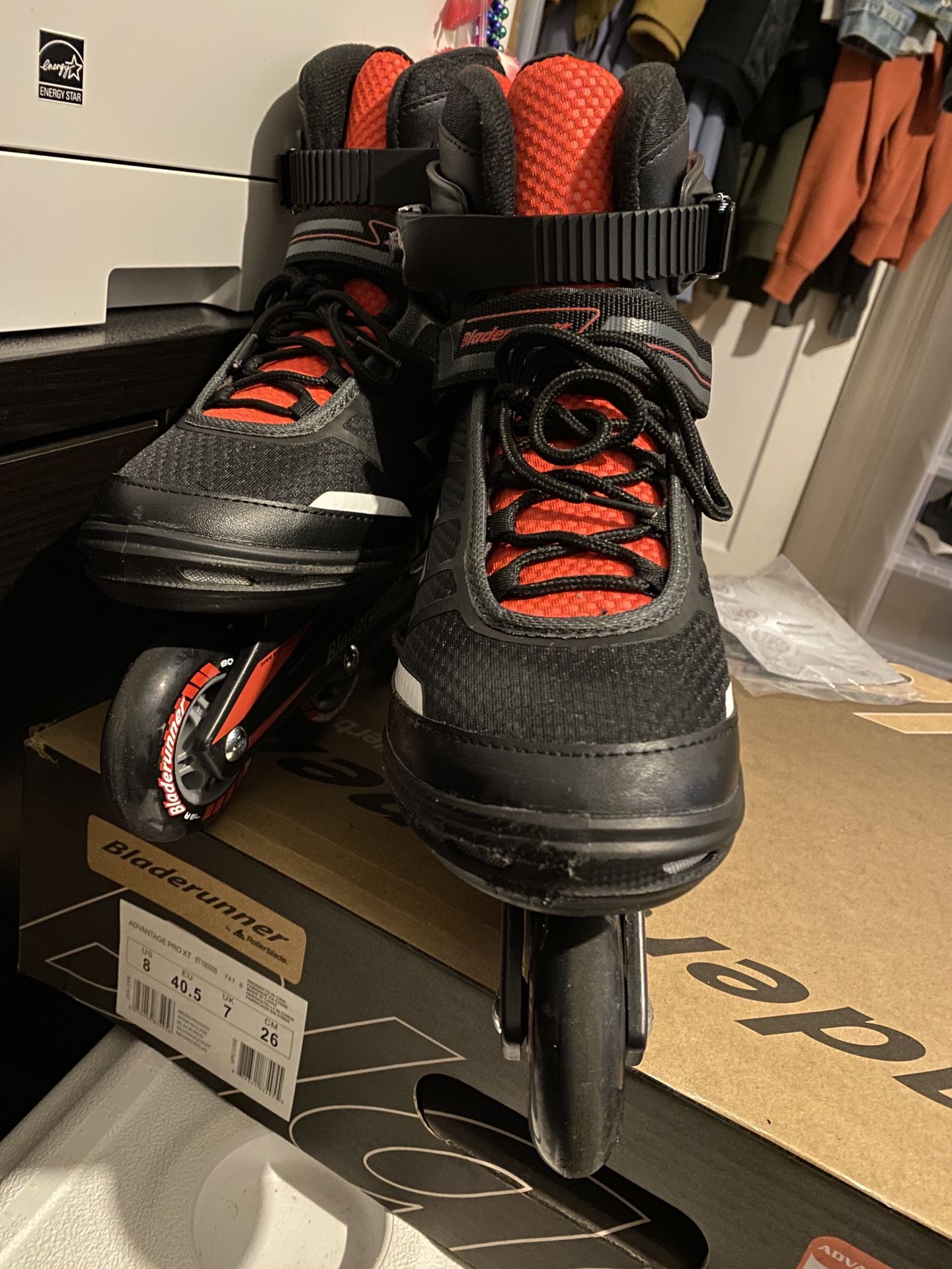Rollerblade Bladerunner Advantage Pro XT Inline Skates Black/Red Size 8 Mens NEW Bladerunner by Rollerblade Advantage Pro XT Men main image 3