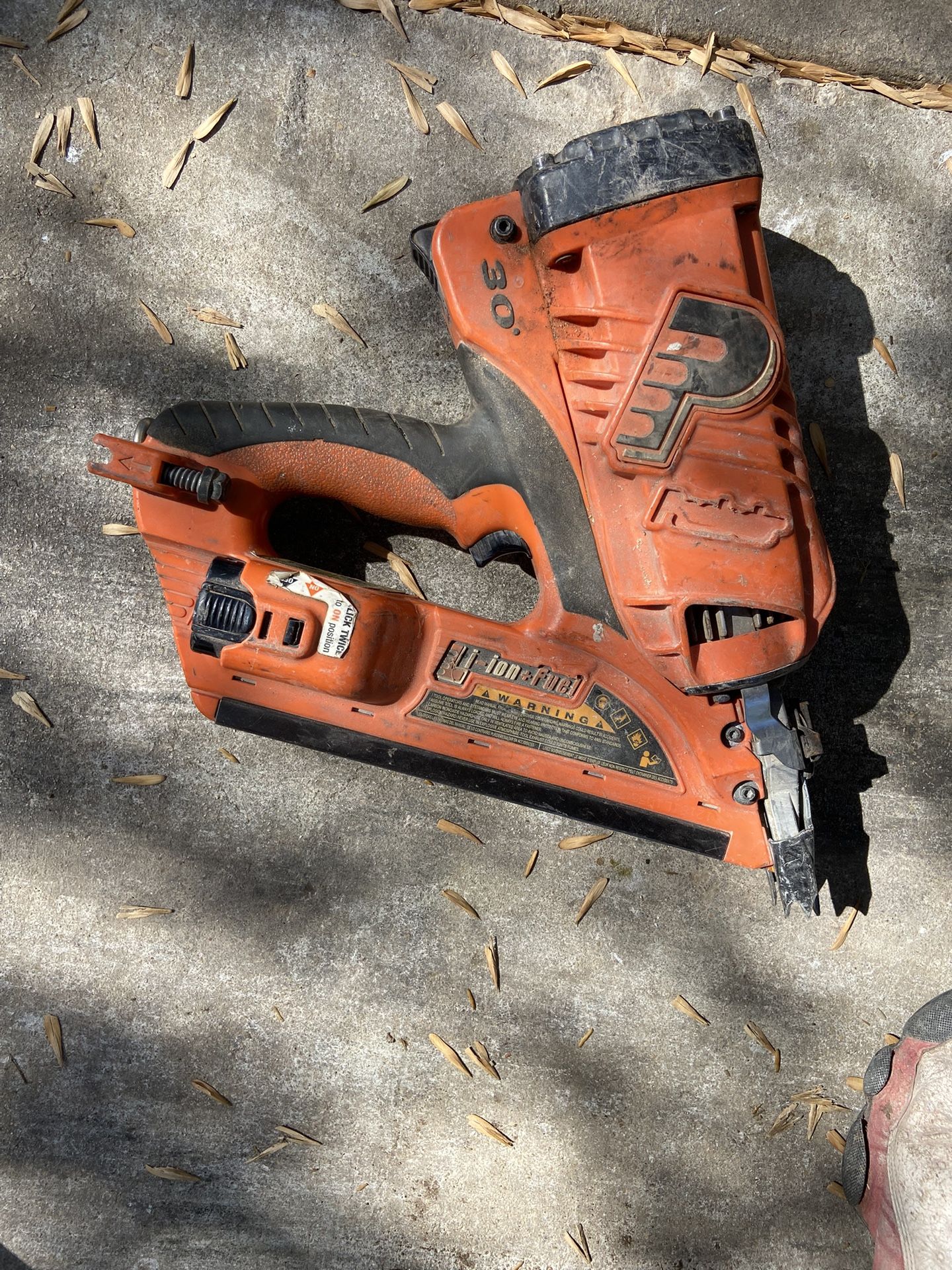 Paslode Cordless nail Gun
