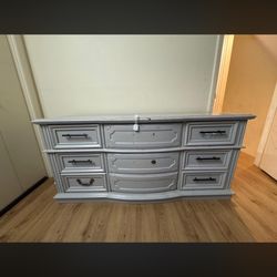 Chester Or Dresser