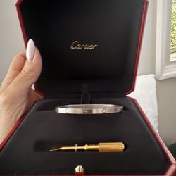 Cartier love Bracelet 
