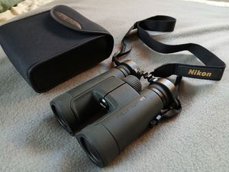 Nikon Prostaff P7 8x42