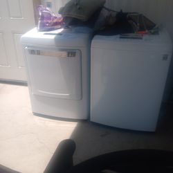 Washer And Gas Dryer 