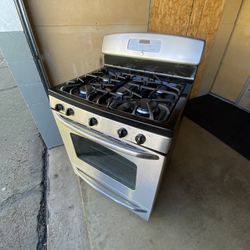 GE gas stove 5 burners stainless st  30”