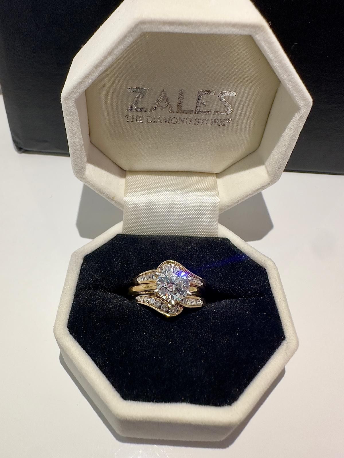 π Zales 1.51 ct Diamond Bridal Set β 18K Yellow Gold β IGI Certified