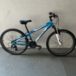 BICYCLE TREK 21 SPEED SIZE 24 BRAND NEW 