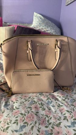 Michael Kors purse & wallet