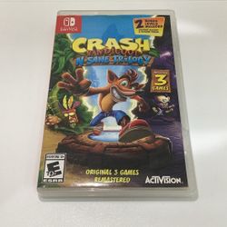 CRASH BANDICOOT 
