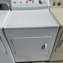 Frigidaire Clothes Dryer Excellent . Warehouse pricing.  Warranty . Delivery Available . 2522 Market st. 33901 