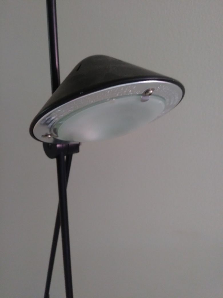 ULTRAVIOLET FLOOR LAMP