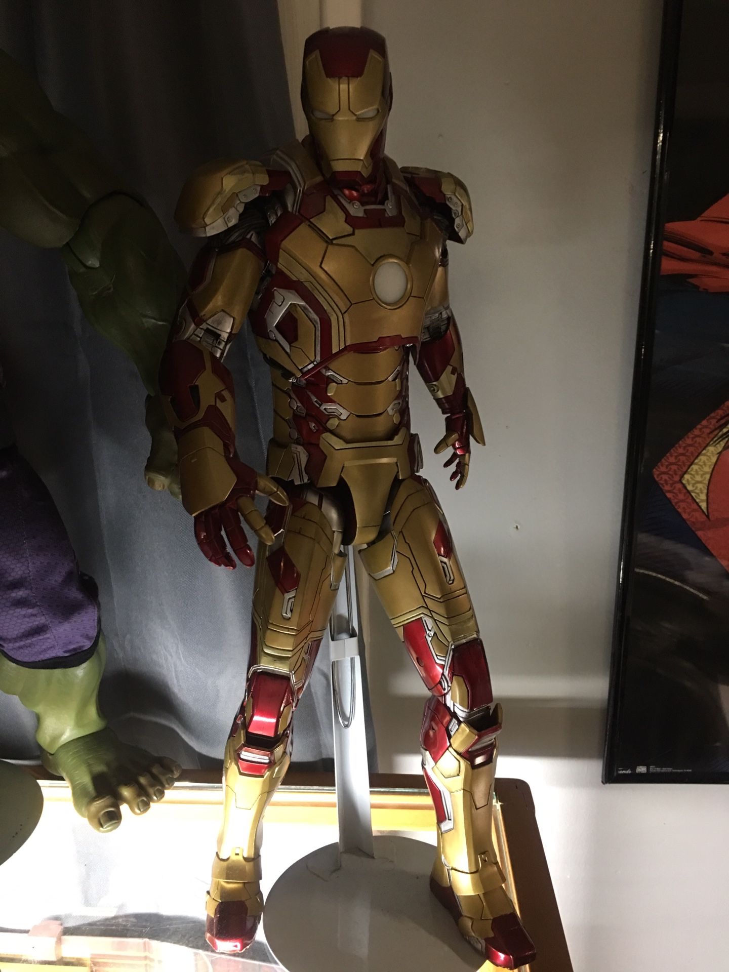 Neca 1/4 Ironman mark 42 figure