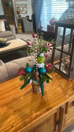 Grinch Christmas Centerpiece