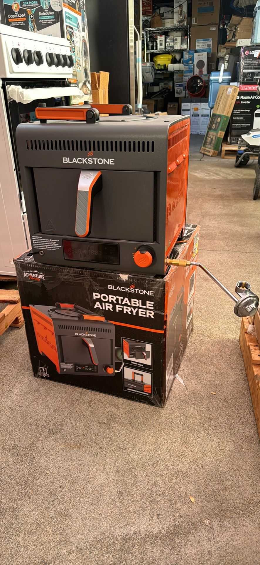 Blackstone Adventure Ready Portable Propane Air Fryer, 4 Quart, Gray & Orange, 18W, 3ft Cord