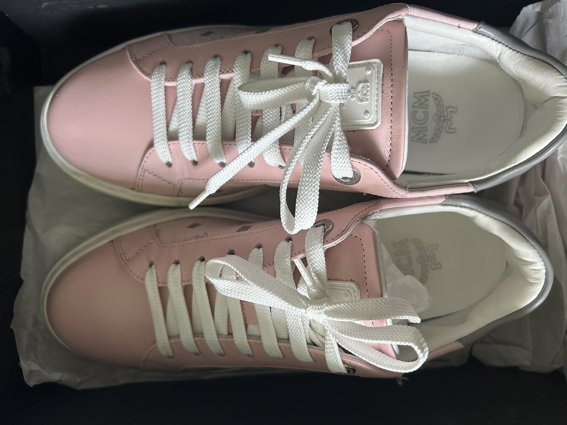 Women’s Shoes