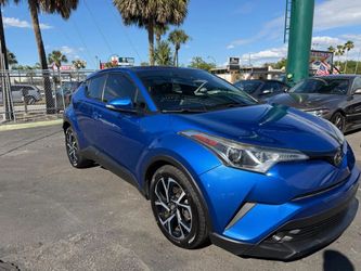 2018 Toyota C-HR XLE Sport Utility 4D