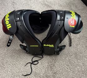 Riddle Youth Football Pads Size XL