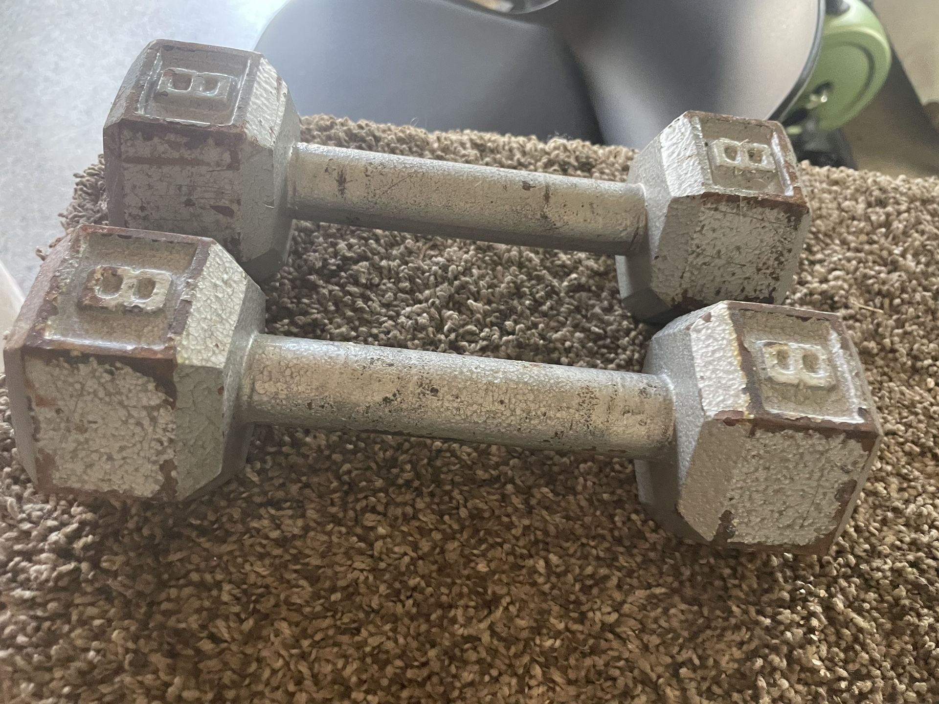 Set of 2 - 8 Lb dumbell weights