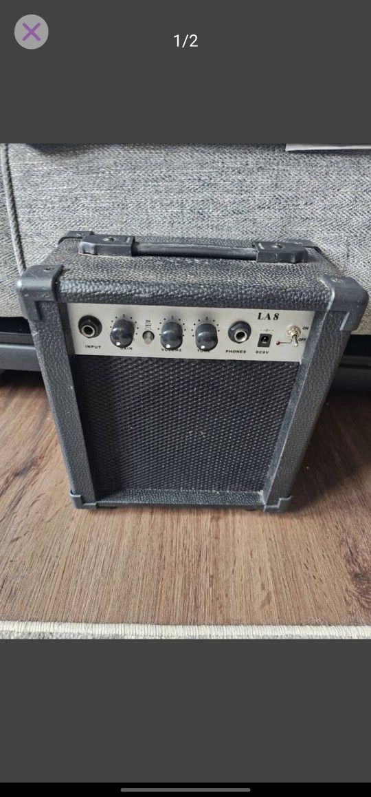 Portable 9V Guitar Amp