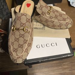Gucci  Slides 