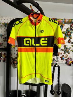 Alé PRR 2 Hi-Vis Cycling Kit (Jersey + Bib Shorts) – Men’s Medium (M)