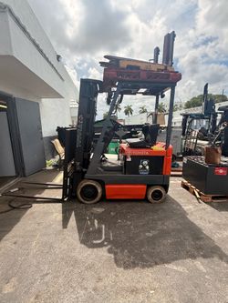 Forklift