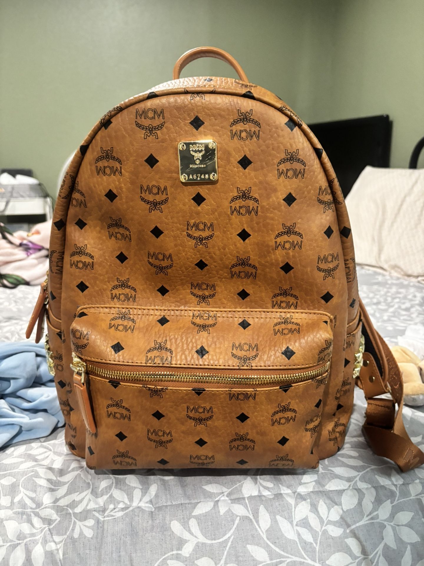 MCM backpack Text Before Buying