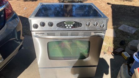 MAYTAG top stove and oven