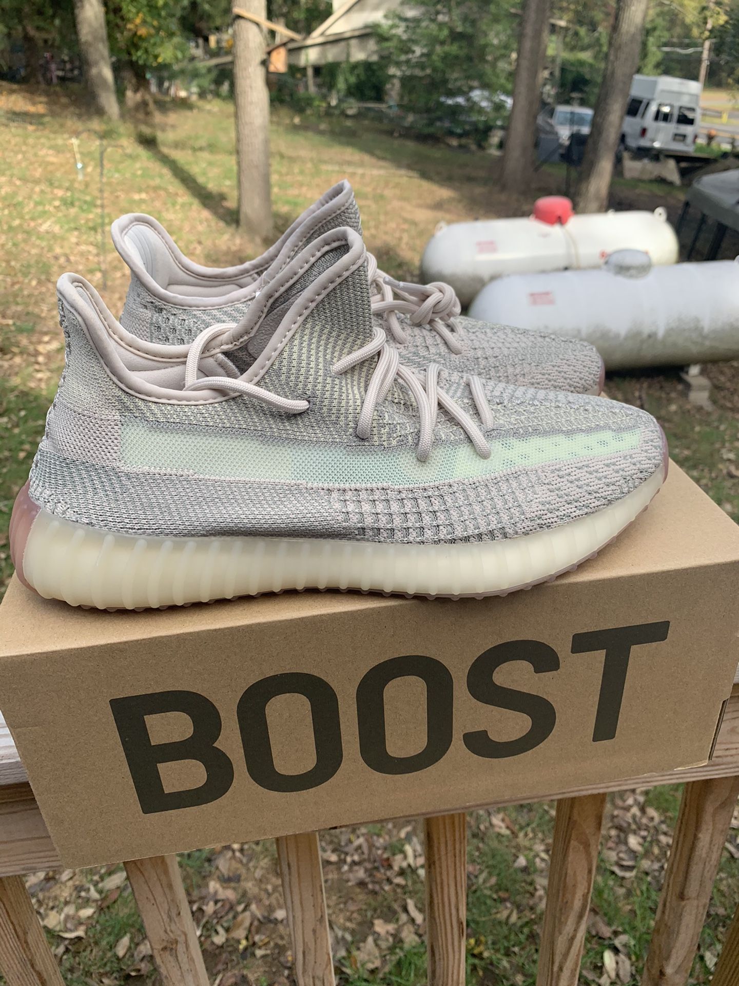 Adidas Yeezy Boost 350 v2 “Citrins” *Size 10*