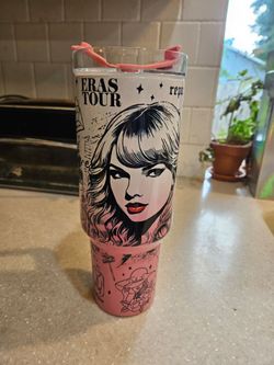 Taylor Swift Tumbler - NEW
