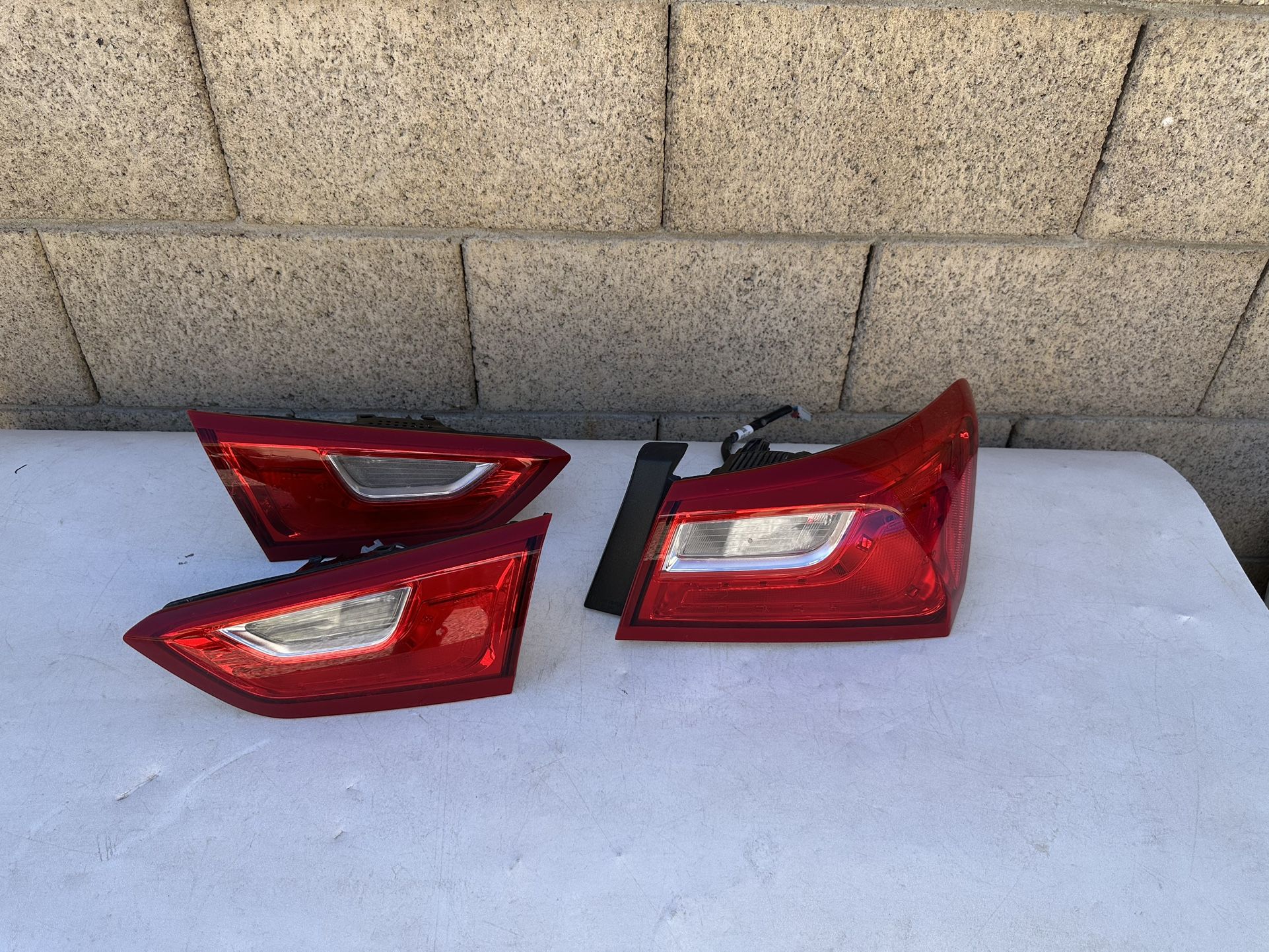 Chevy Malibu Tail Light 2016-2021, Chevy Malibu Tailight, OEM ORIGINAL Chevy part, brake light