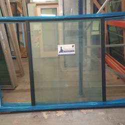 Coeur D’alene Black-And-White XOX Window - 95 X 59