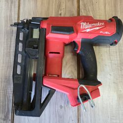 Milwaukee M18 FUEL 18-Volt Lithium-Ion Brushless Gen ll 16-Gauge Straight Finish Nailer (Tool Only)