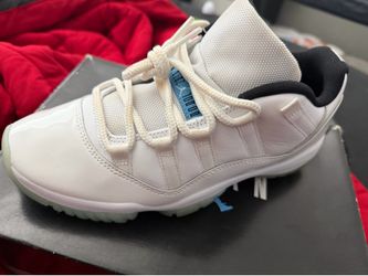 Air Jordan 11 Retro Low size 8