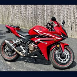 2017 HONDA CBR500R