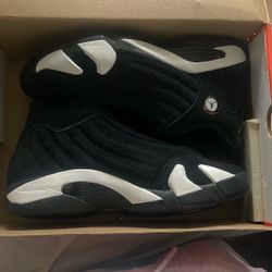 Black And White Jordan’s 