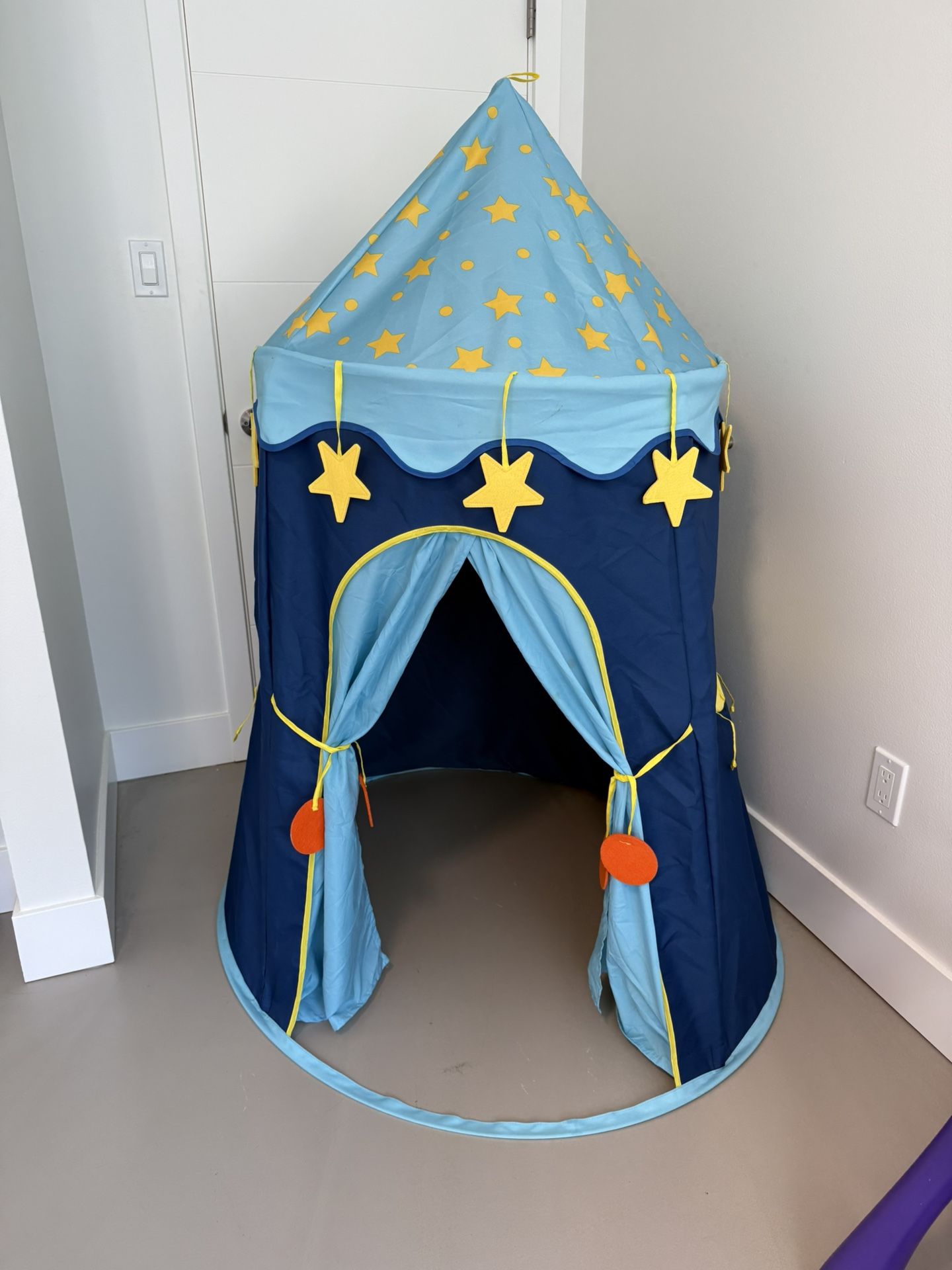 Kids Play Tent