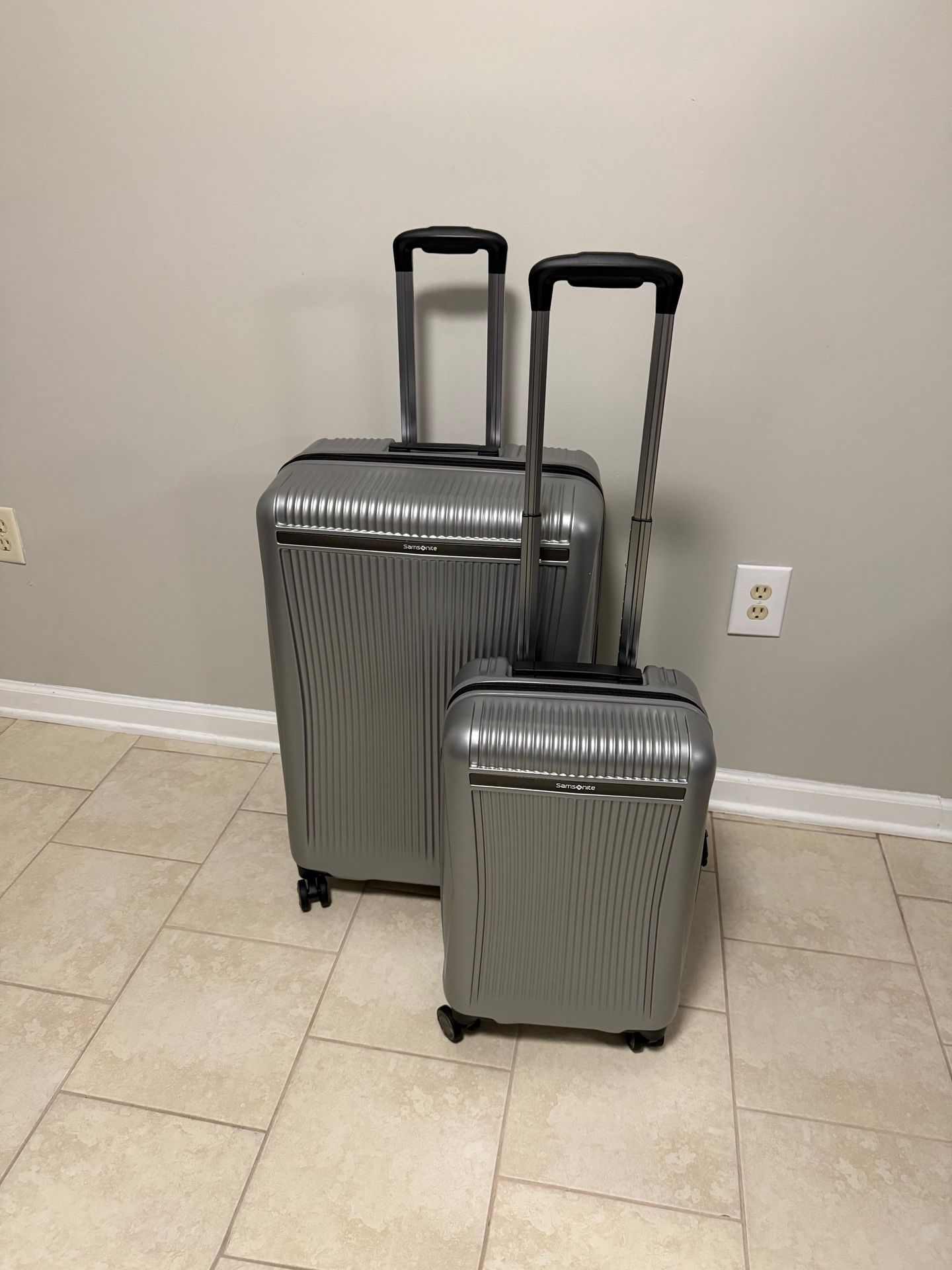 Samsonite 2 Piece Luggage Set