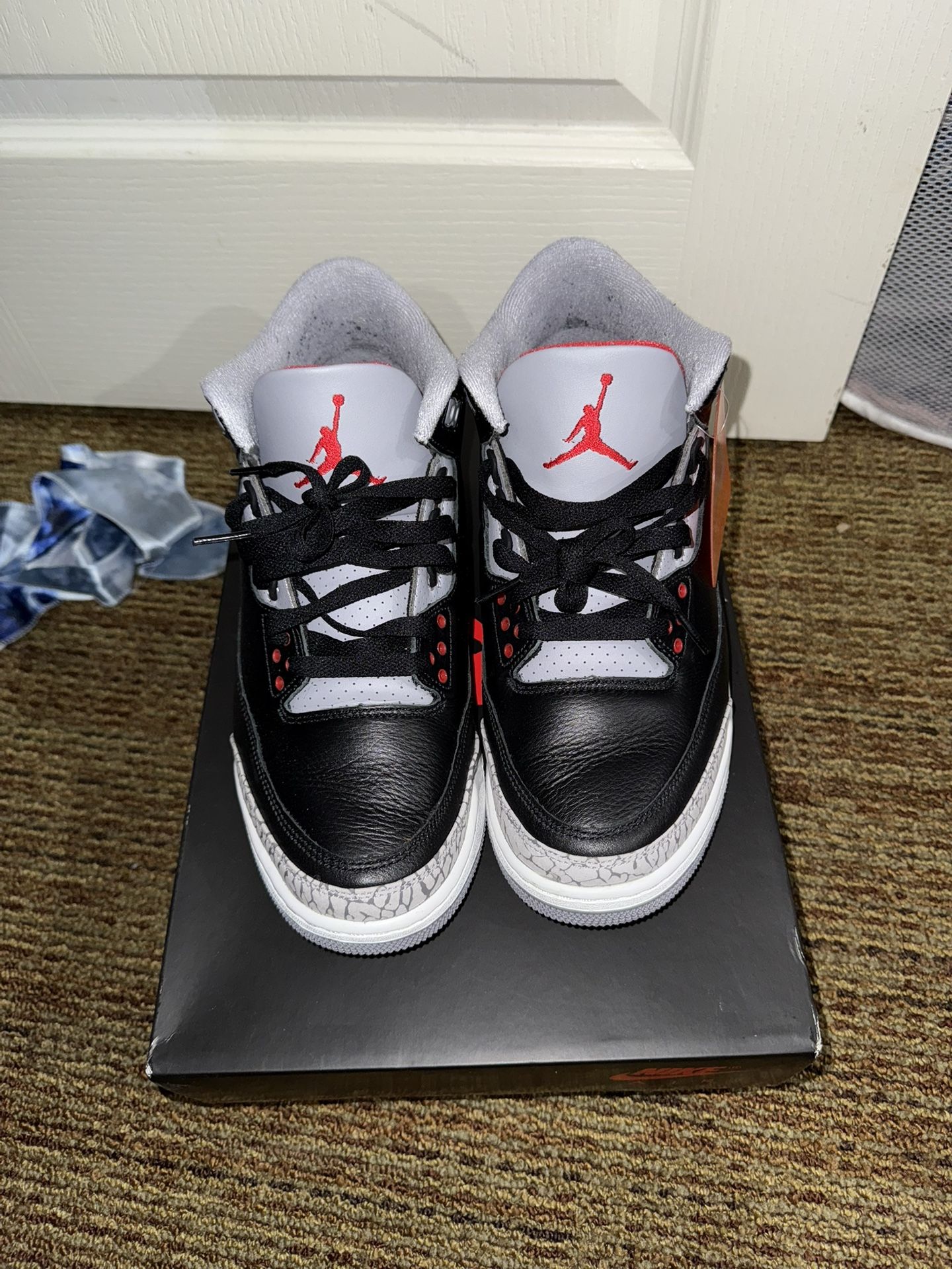 Nike Air Jordan Retro 3  Adidas ASICS 