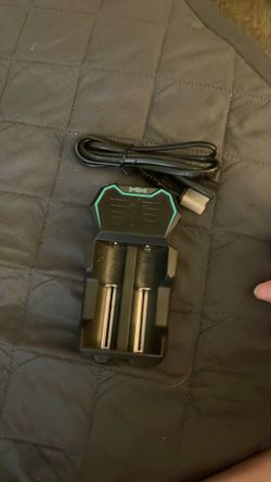 Lithicore Edge 2-Bay battery charger.