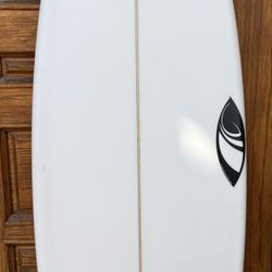 Sharp Eye Surfboard 77 - almost new! 