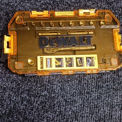 Dewalt Tool Set