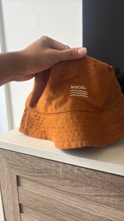 BUCKET HATS