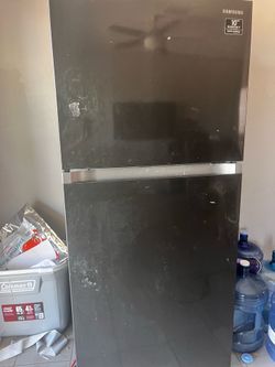 Samsun refrigerator and freezer
